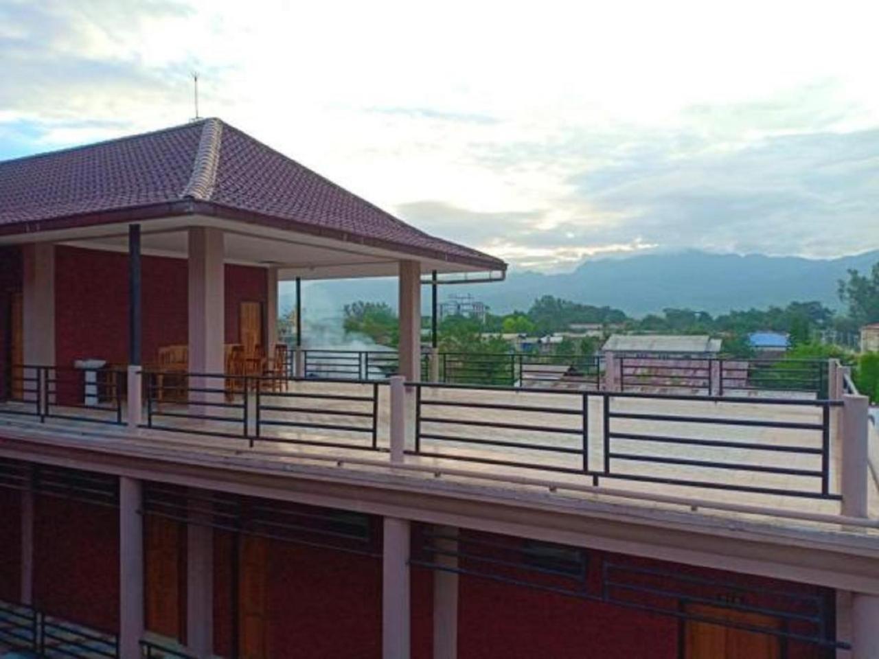 Mother'S Home Hotel Nyaung Shwe Zewnętrze zdjęcie